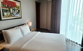 Luxeden Signature Hotel